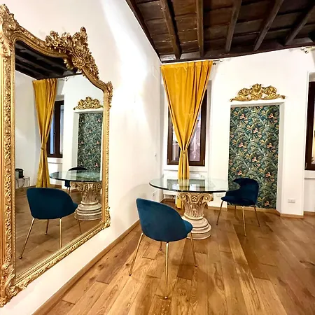 Daire Via Della Scala Roma