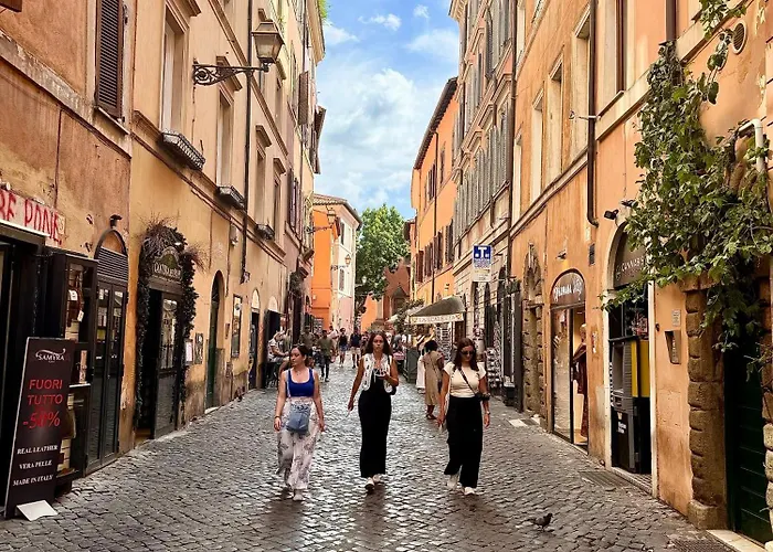 Via Della Scala