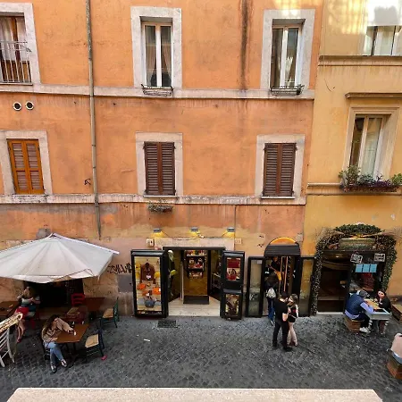 Via Della Scala Apartment *